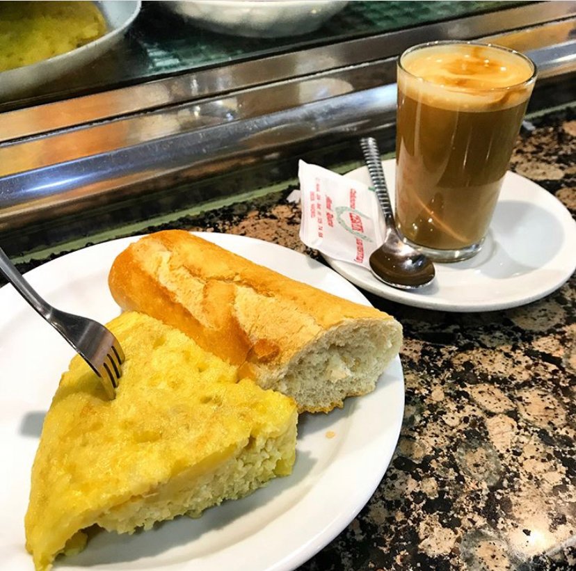 Spanish tortilla, what to eat in Madrid