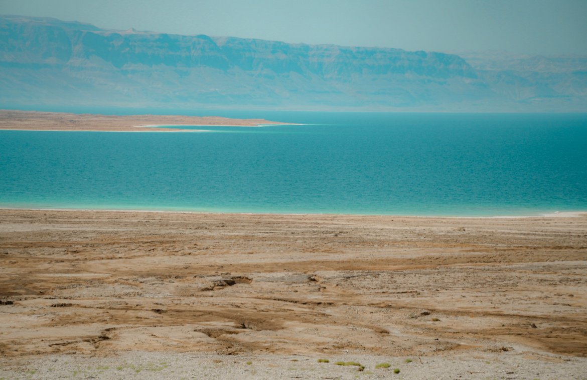 Dead Sea shrinking