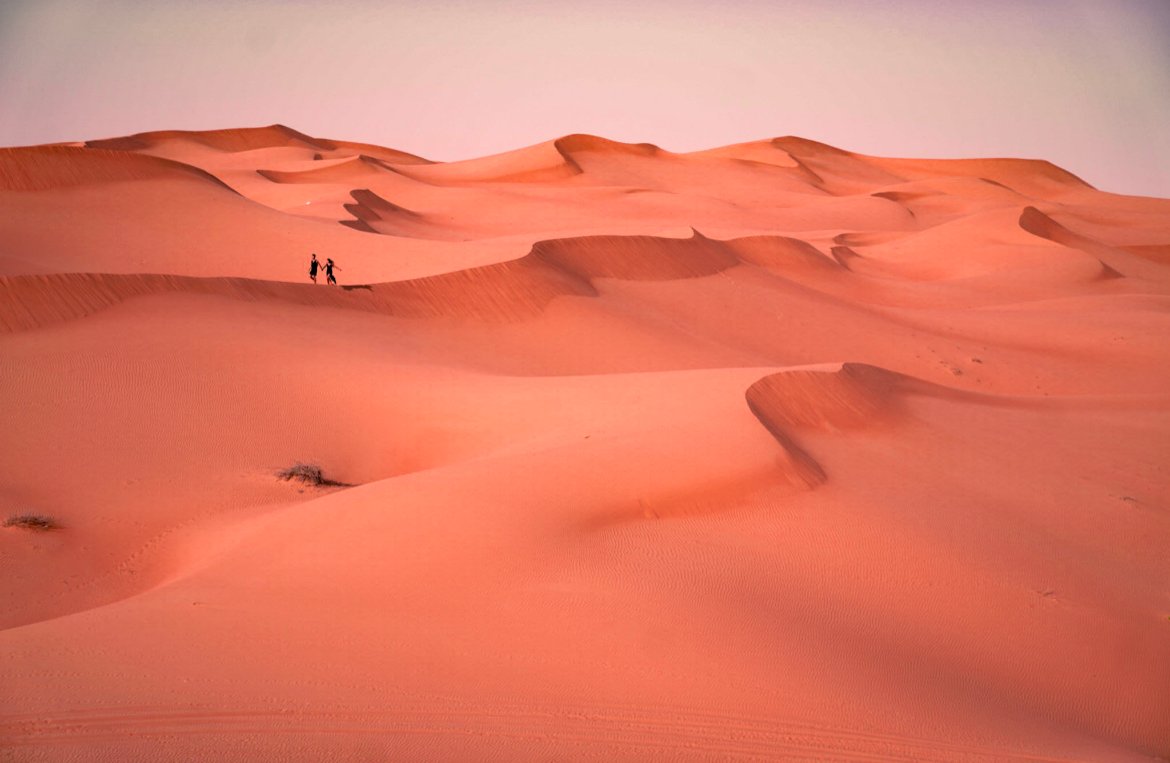 Abu Dhabi Desert, travel to the United Arab Emirates