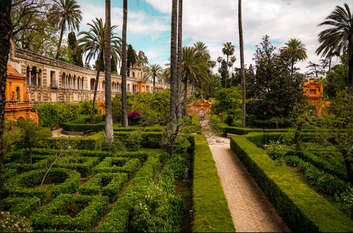 Alcazar de Sevilla gardens