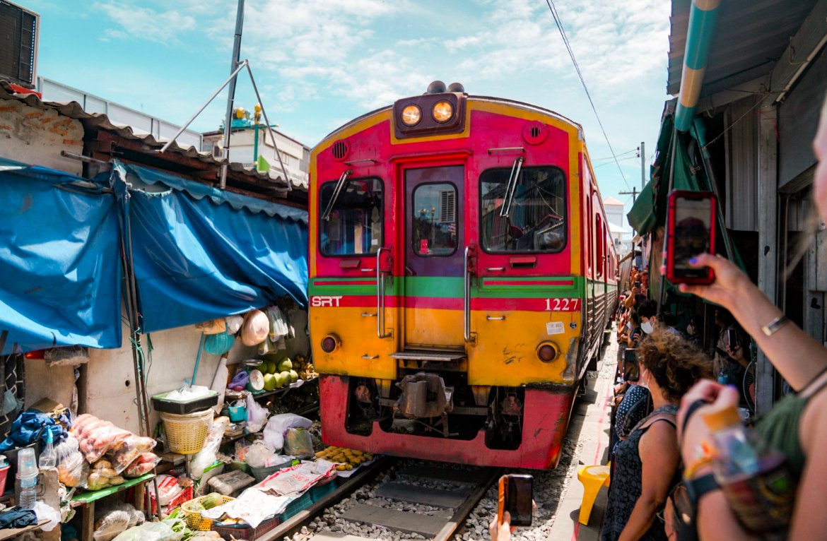 train market, what to do in Bangkok
