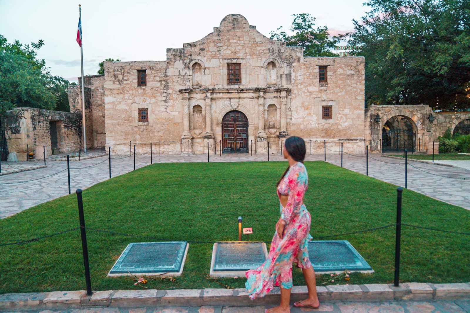 The Alamo, cool places to visit in Texas