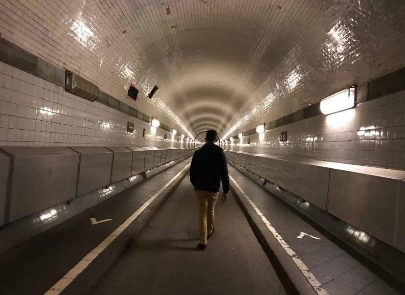 Elbe Tunnel, Hamburg