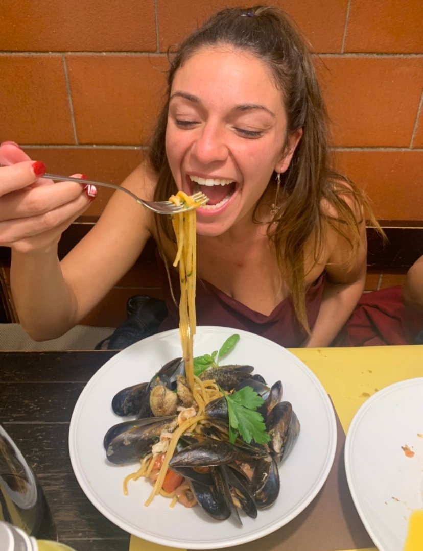 eating in Genoa