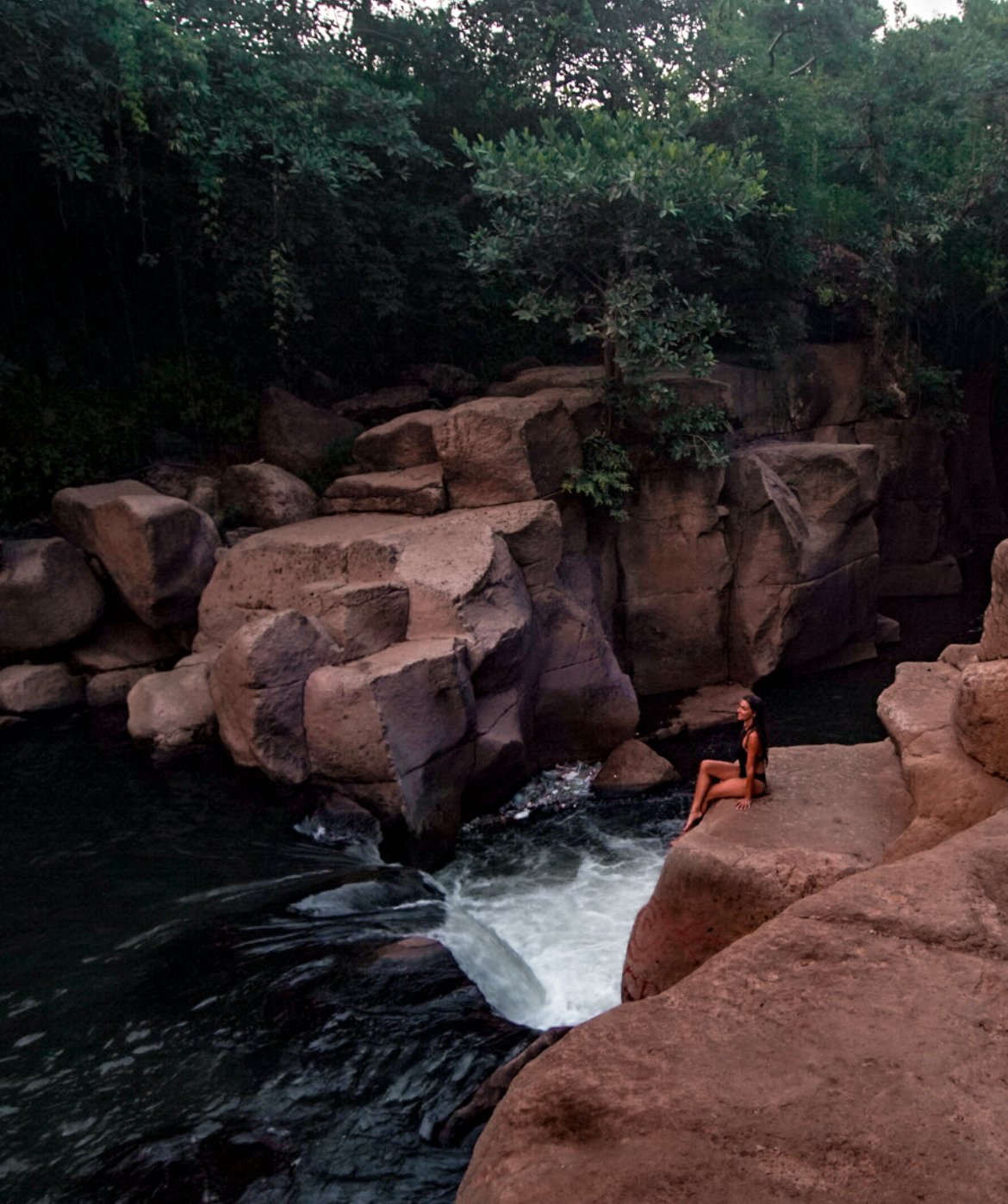 Hot spring waterfall Danni