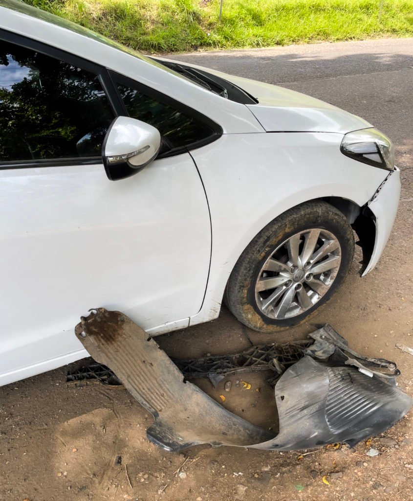 destroyed car in El Salvador