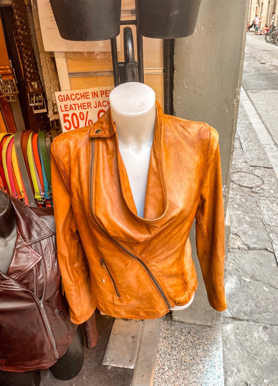 Leather shopping, things to do in Florence