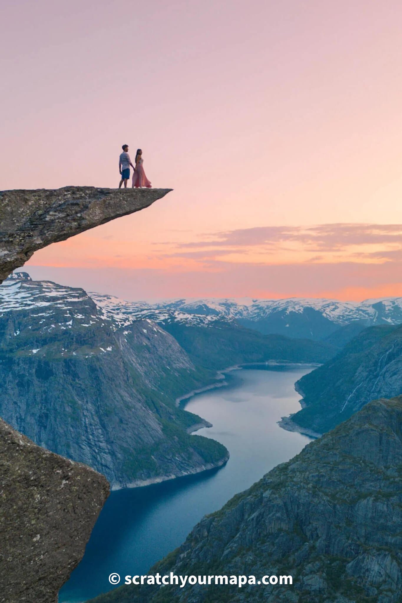 You are currently viewing The 18 Best Hikes in Norway