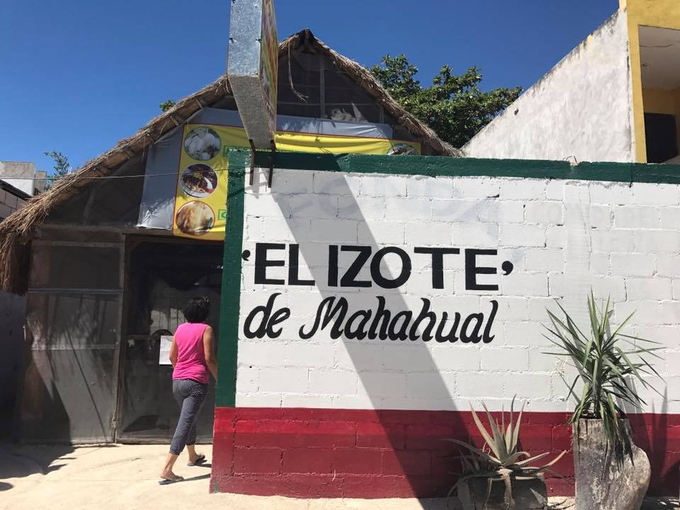 El Izote Restaurant, Mahahual