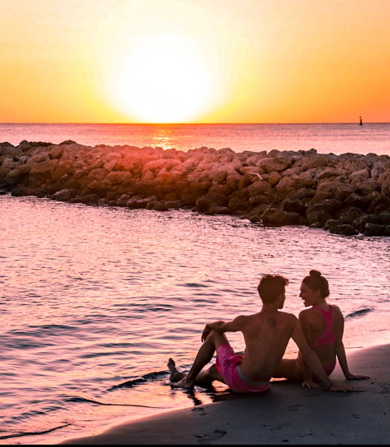 is it safe to travel to Colombia