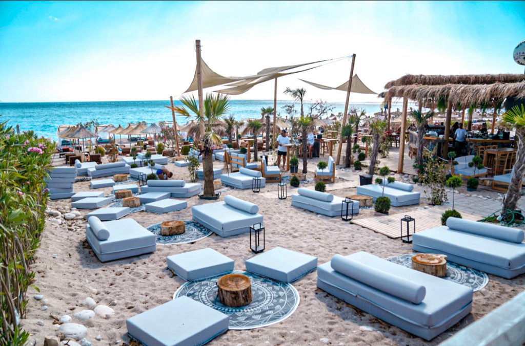 beach club in Drymades