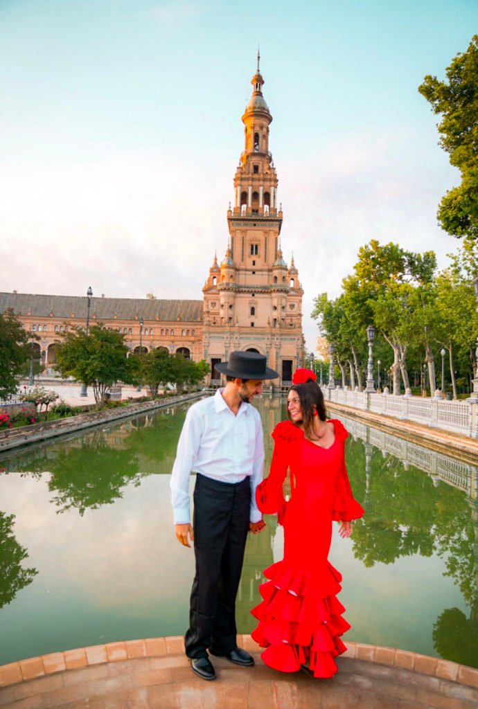 how to dress for feria de abril in Sevilla
