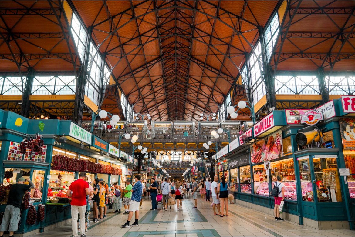 Central Market, 10 top things to do in Budapest