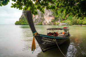 Read more about the article Railay Beach: A Guide to One of Thailand’s Most Beautiful Beaches