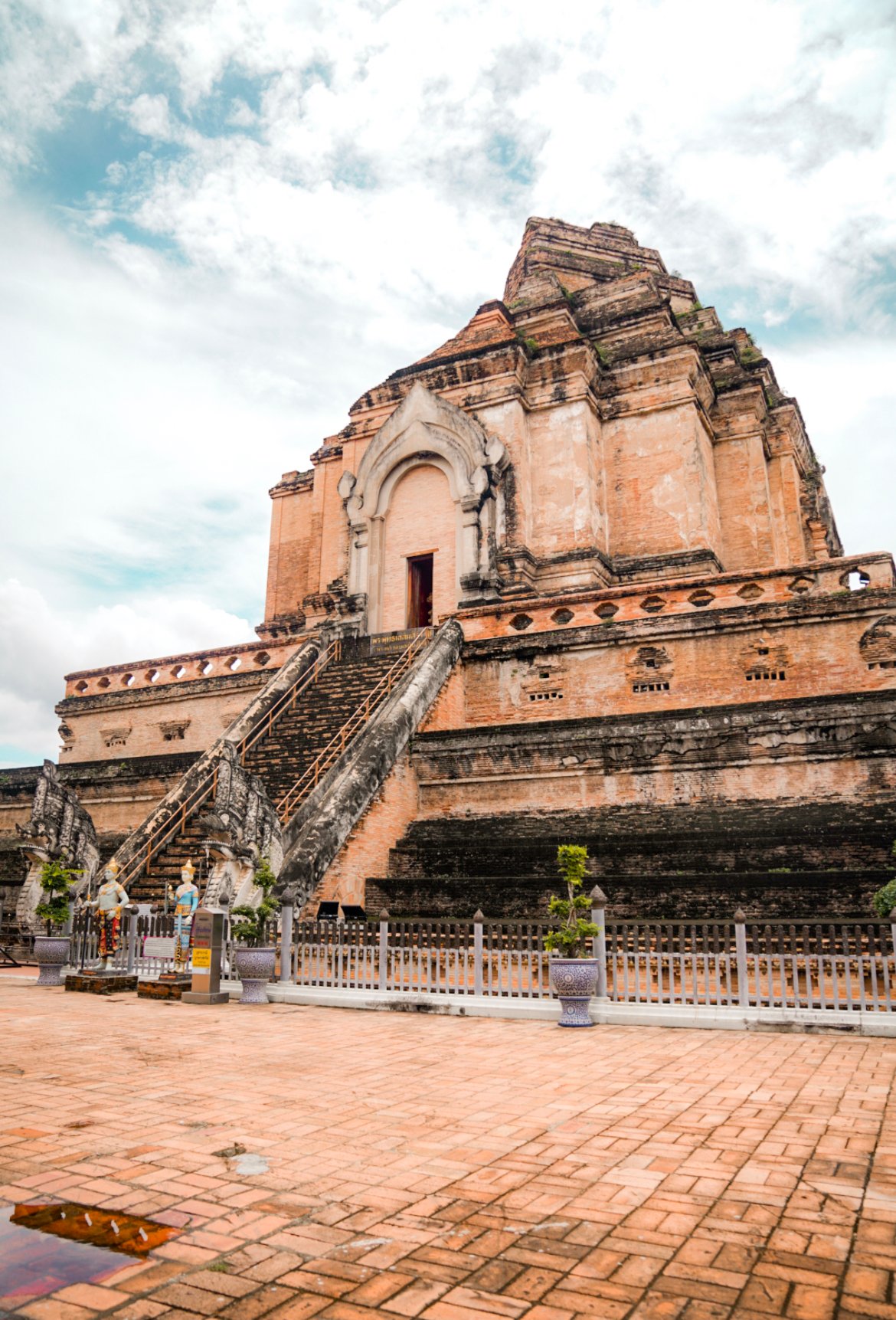 Wat Chedi Luang Temple, what to do in Chiang Mai