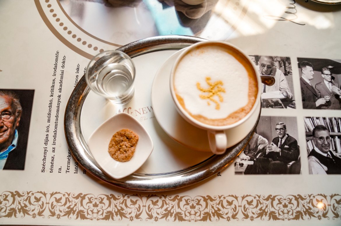 gold cappuccino, brunch in Budapest