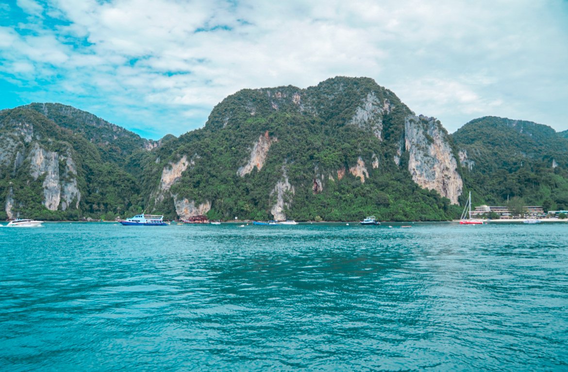 Phi Phi Islands, Thailand worth vsiiting