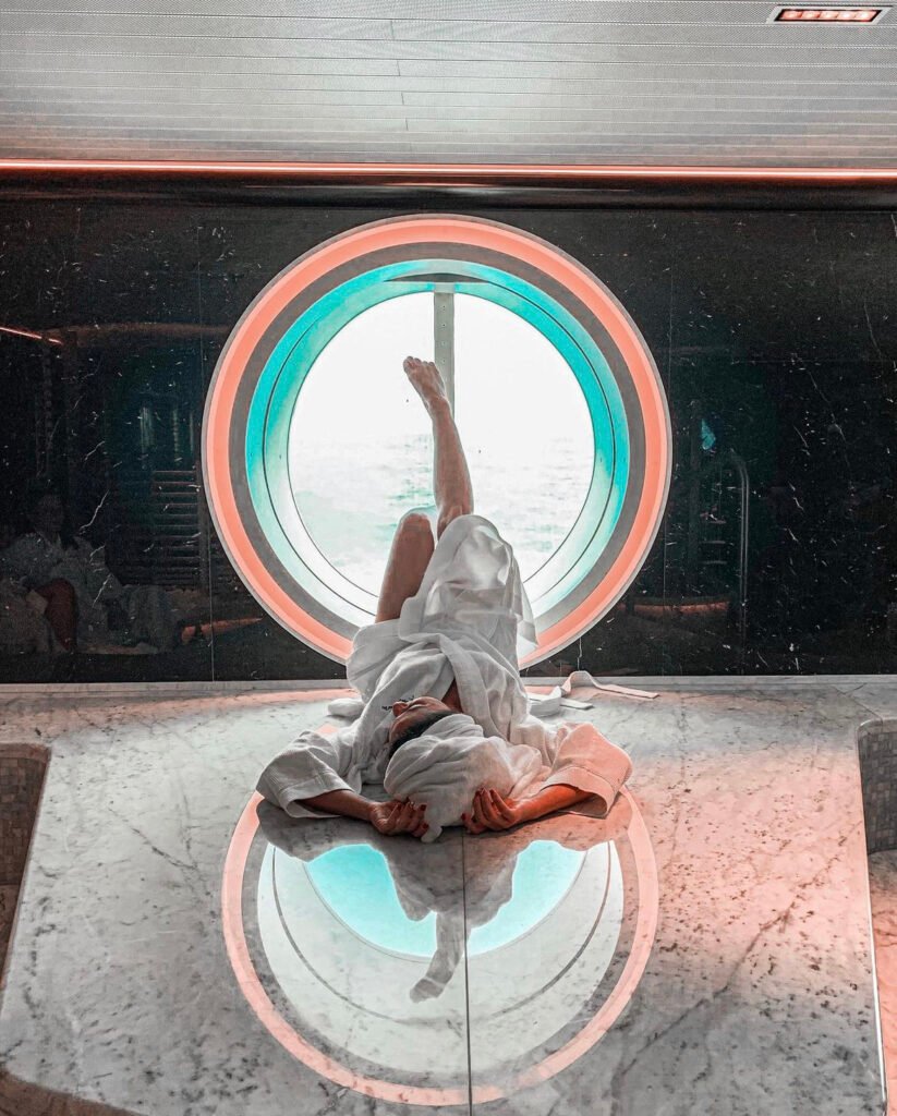 spa working on a cruise ship