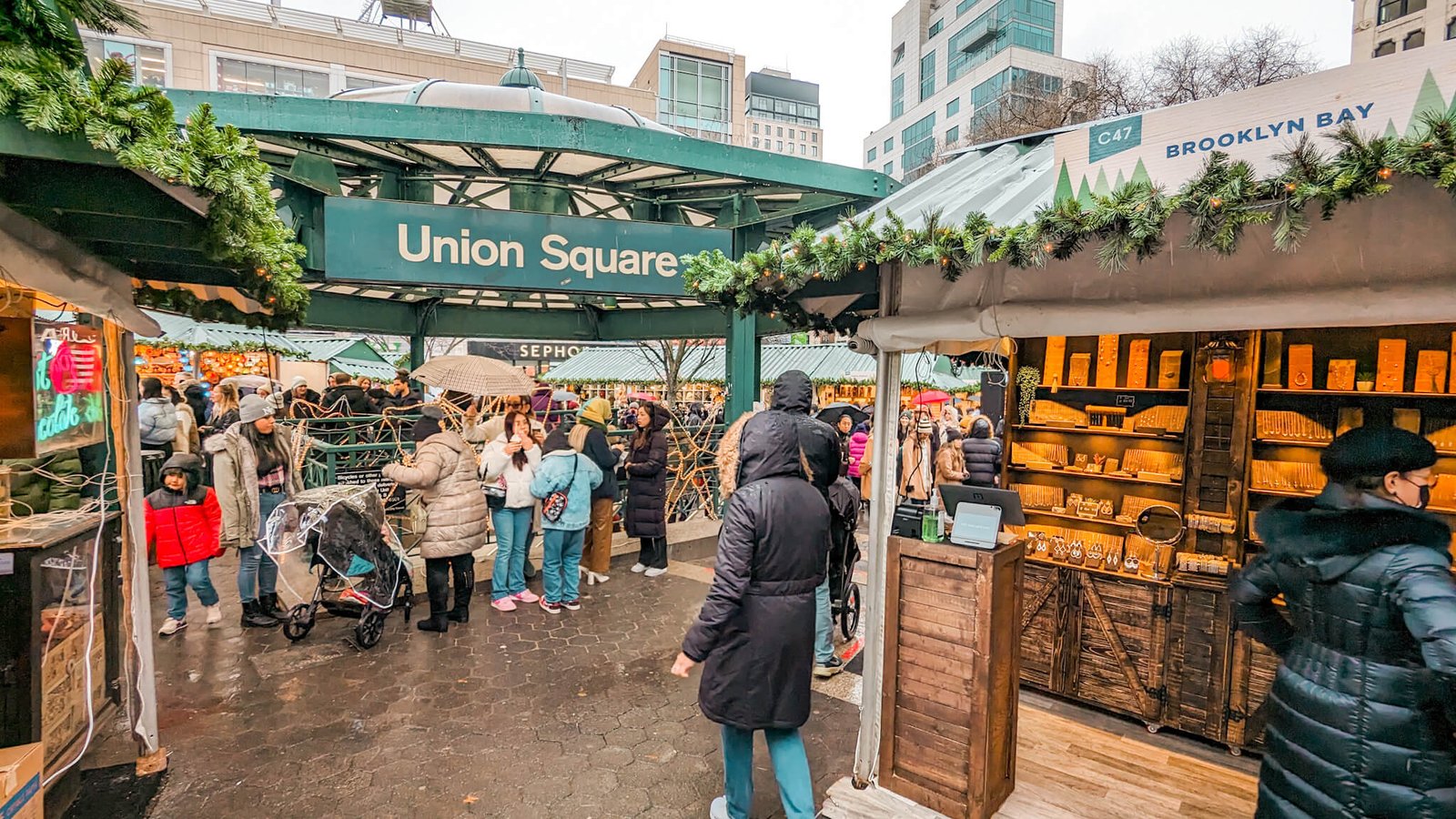 Union square market - Christmas Activities in NYC