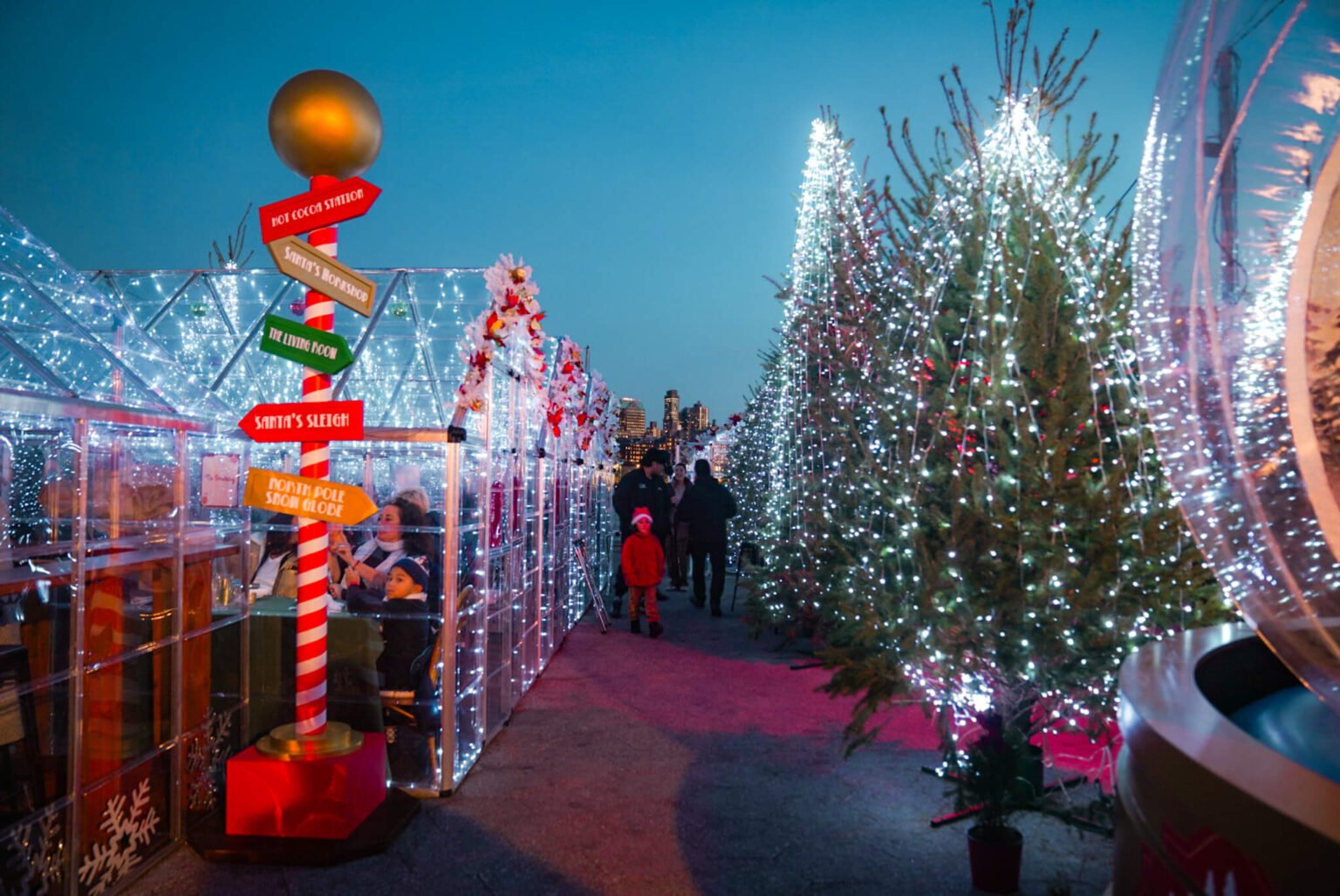 52 Fun Things to Do This December in New York - Scratch your mapa