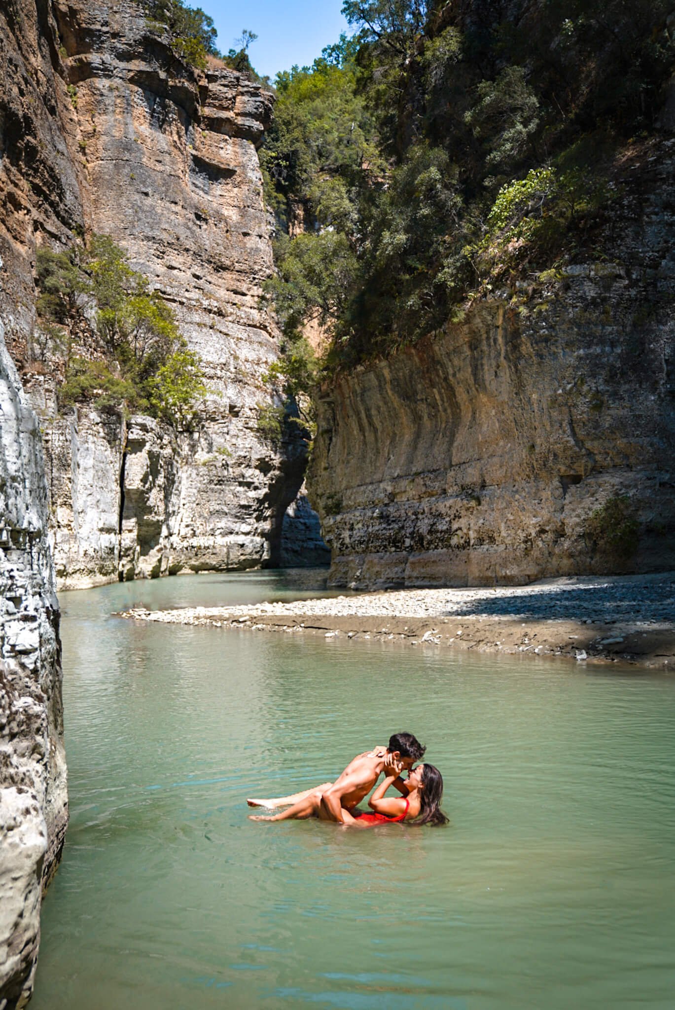 Osum Canyon, travel in Albania