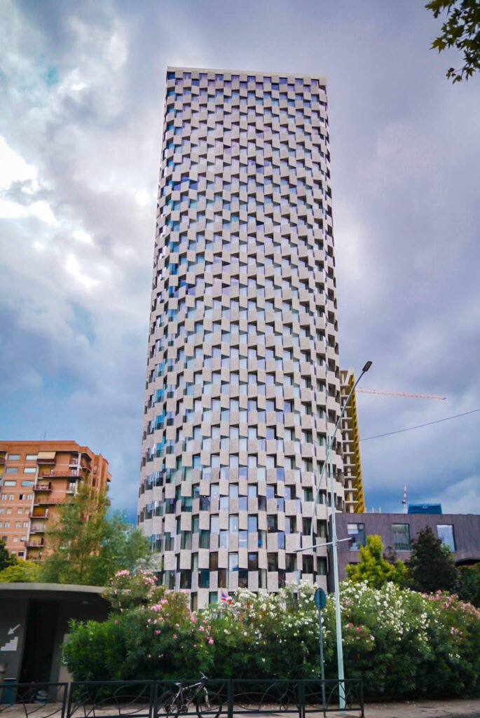 free walking tour, how to spend 1 day in Tirana