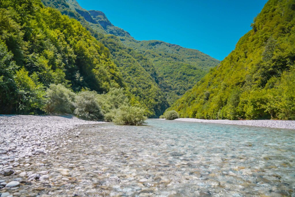 Lumi i Shales in Albania