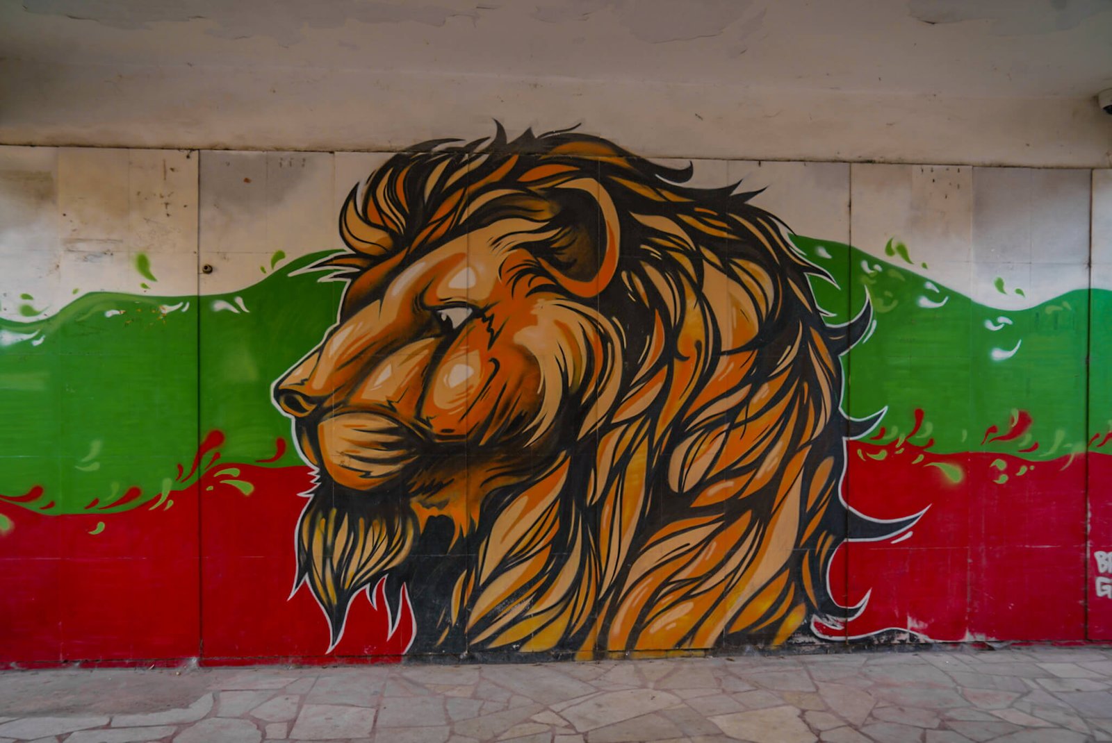 mural in Plovdiv, Bulgaria