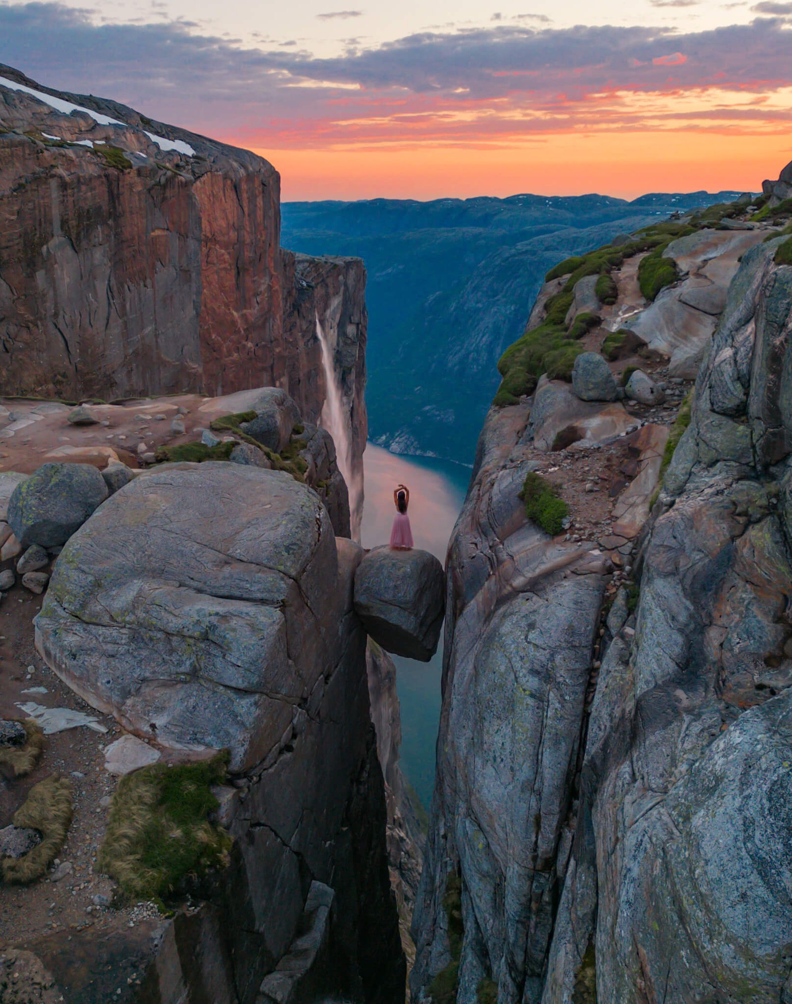 Kjeragbolten, the best hikes in Norway