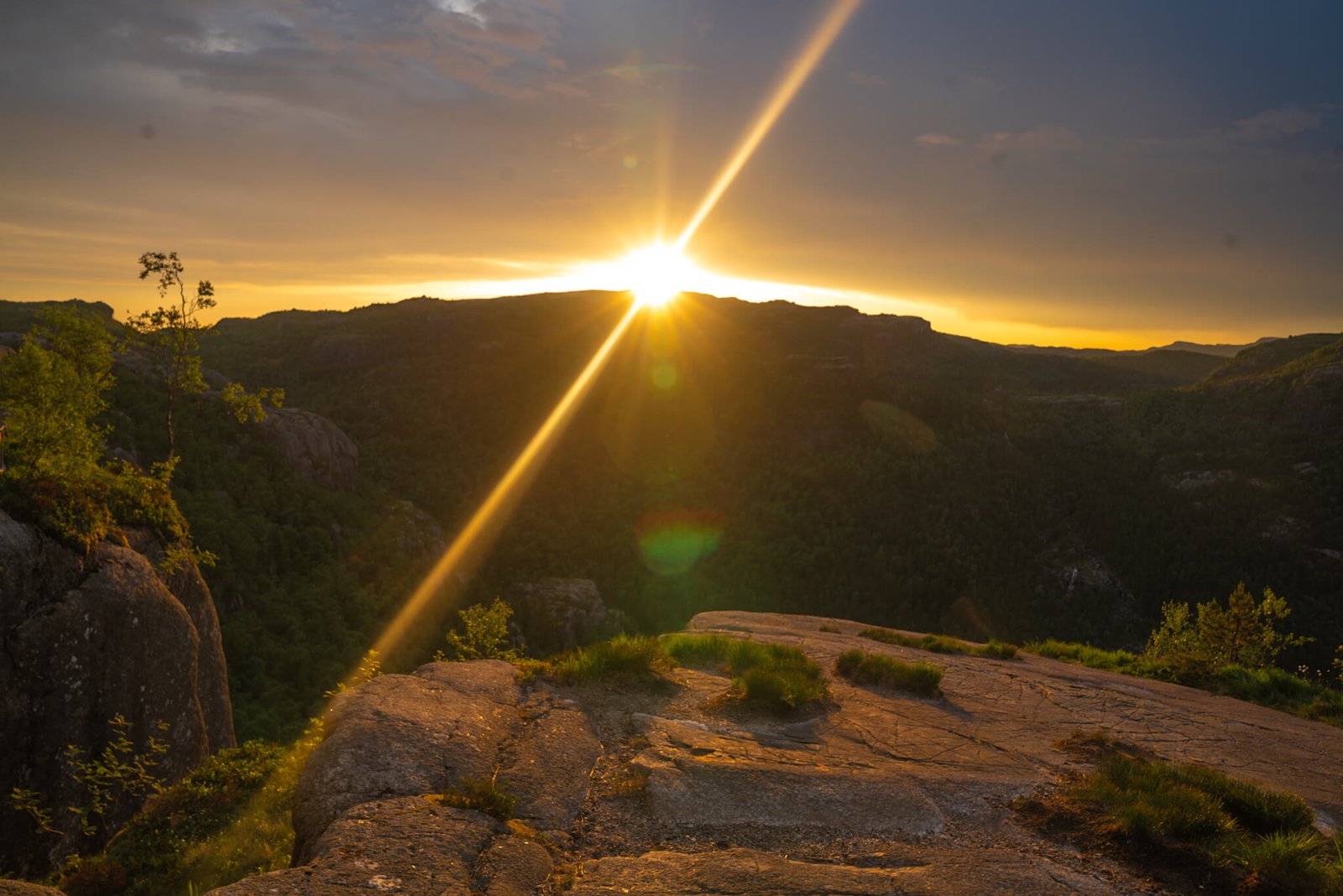 midnight sun in Norway, is Norway worth visiting?