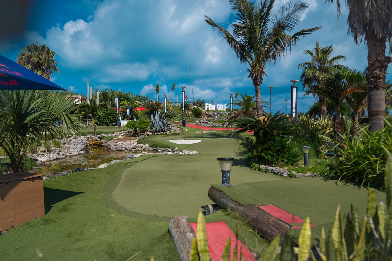mini golf in Bermuda