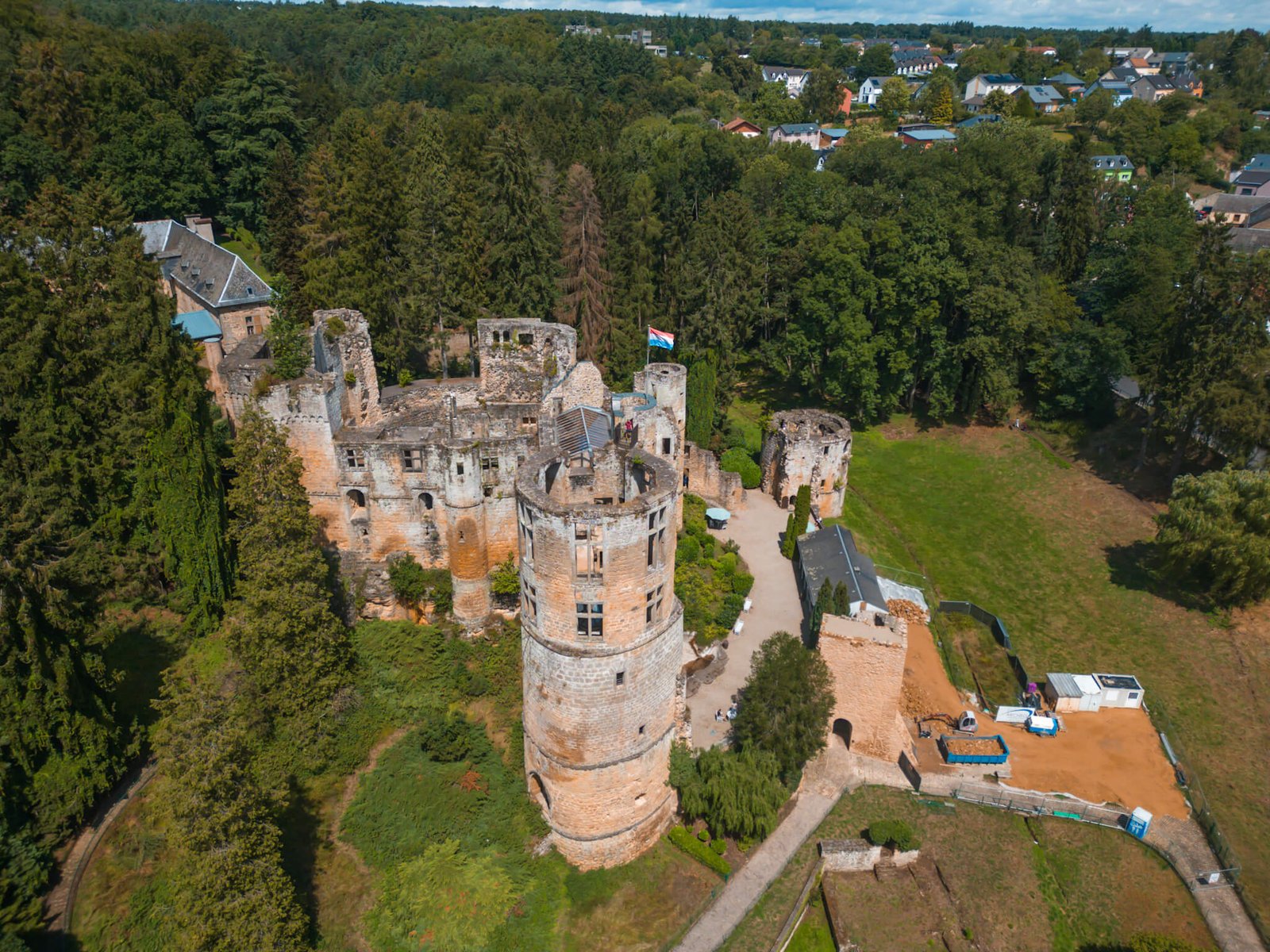 Beaufort castle, things to do while visiting Luxembourg