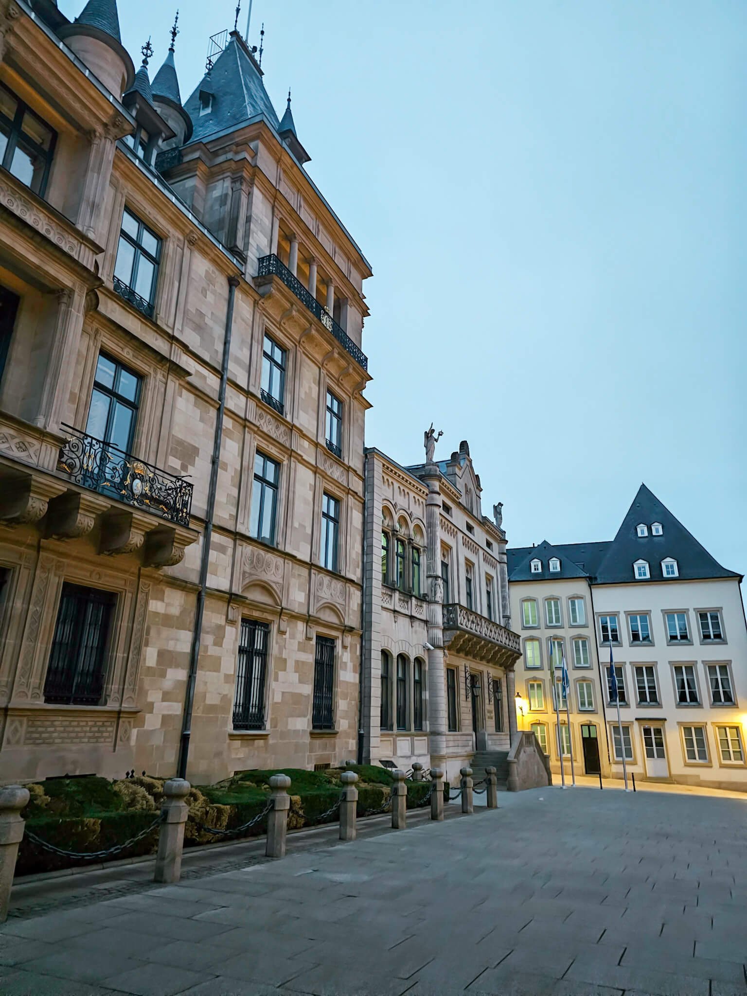 a guide for Visiting Luxembourg city