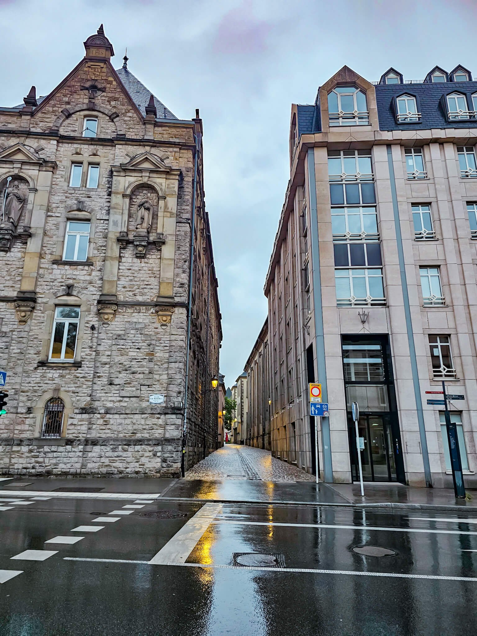 a guide for Visiting Luxembourg city
