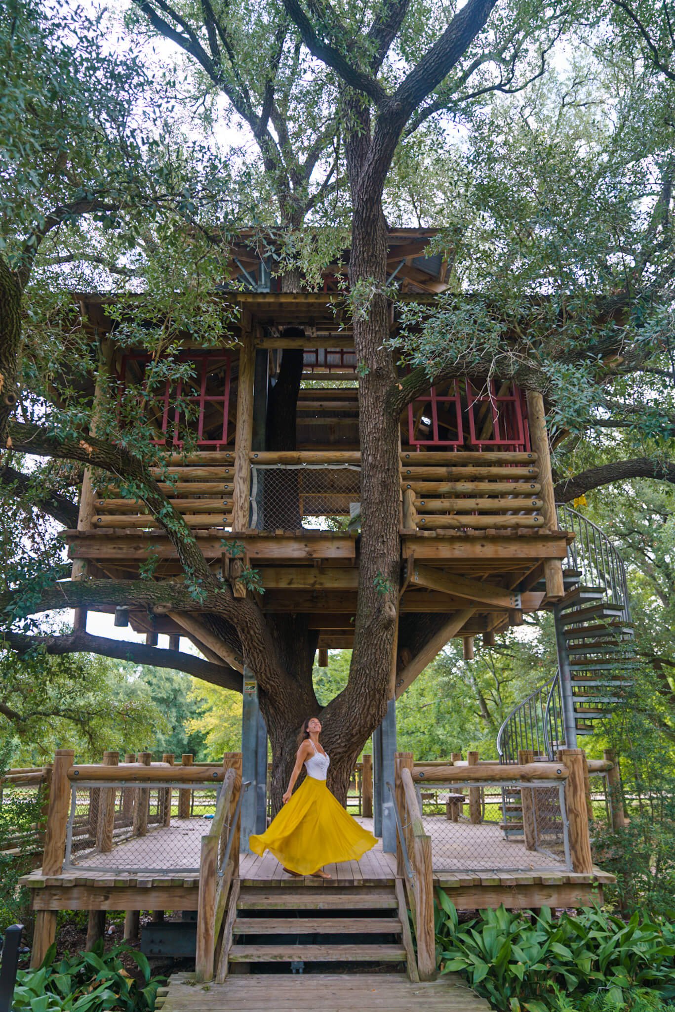 tree house in Texas, cool spots in Texas to visit