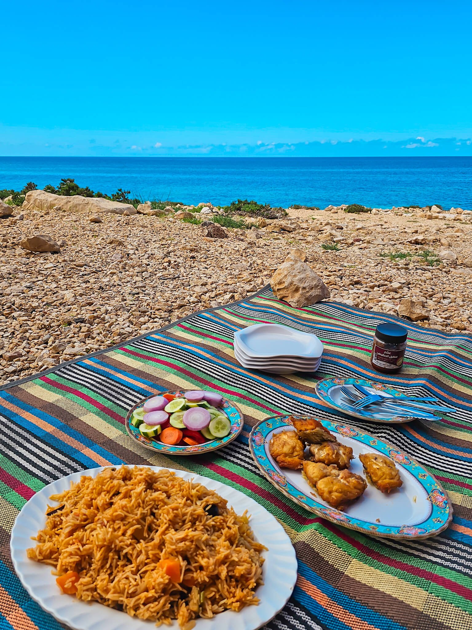 lunch on a Socotra island tour