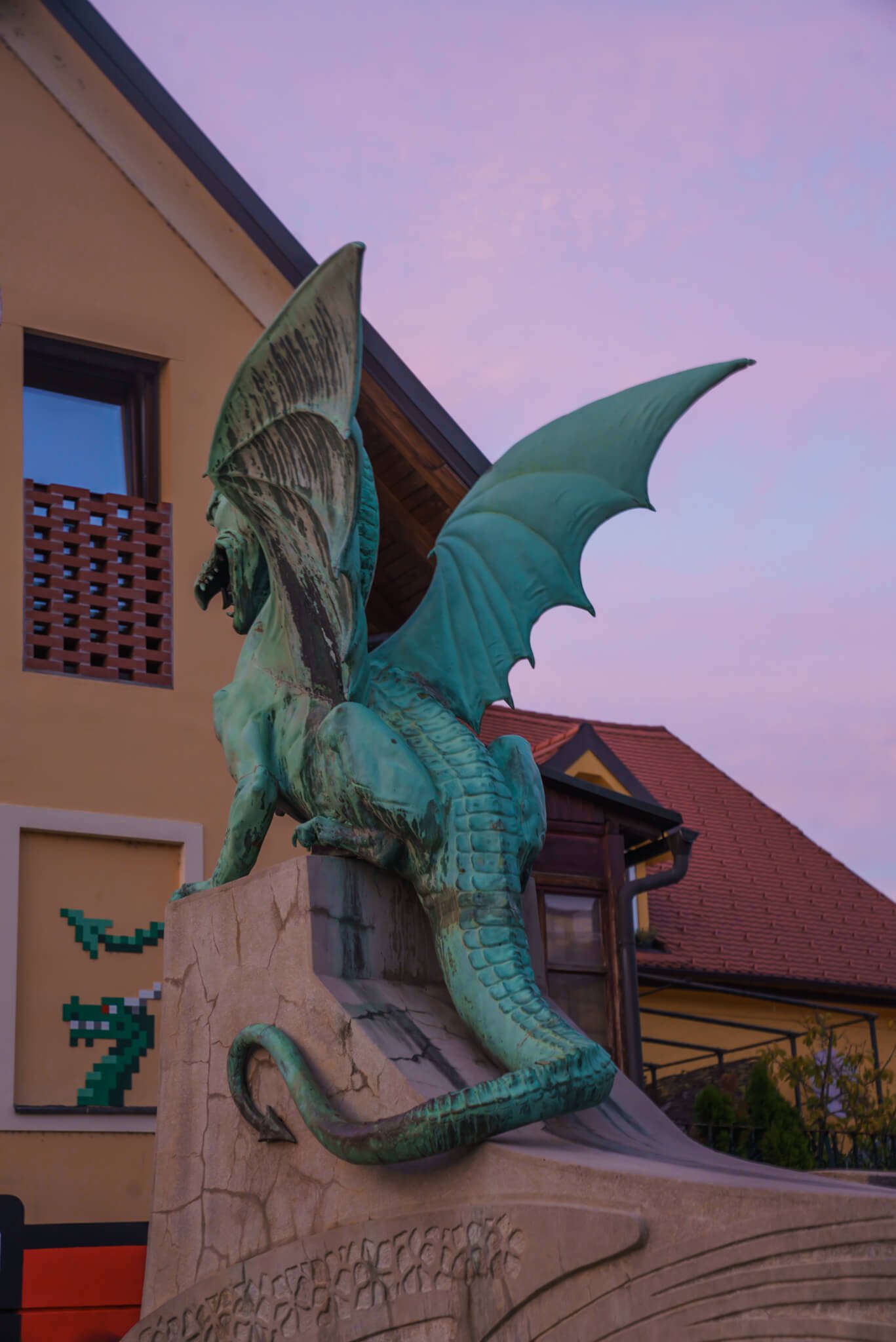 dragon statue in Ljubljana