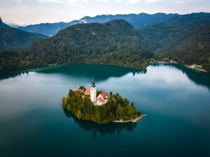 Read more about the article A 2024 Guide for Visiting Lake Bled in Slovenia