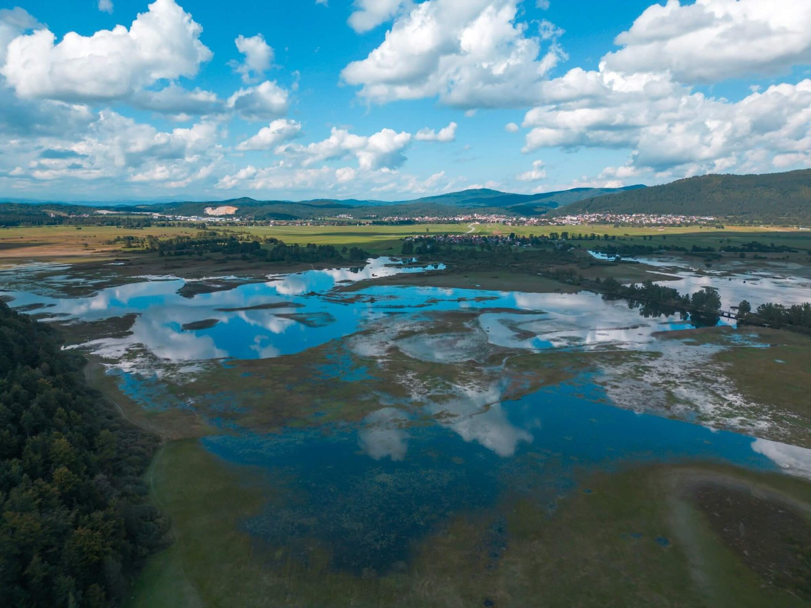 Lake Cerknica, places to visit in Slovenia