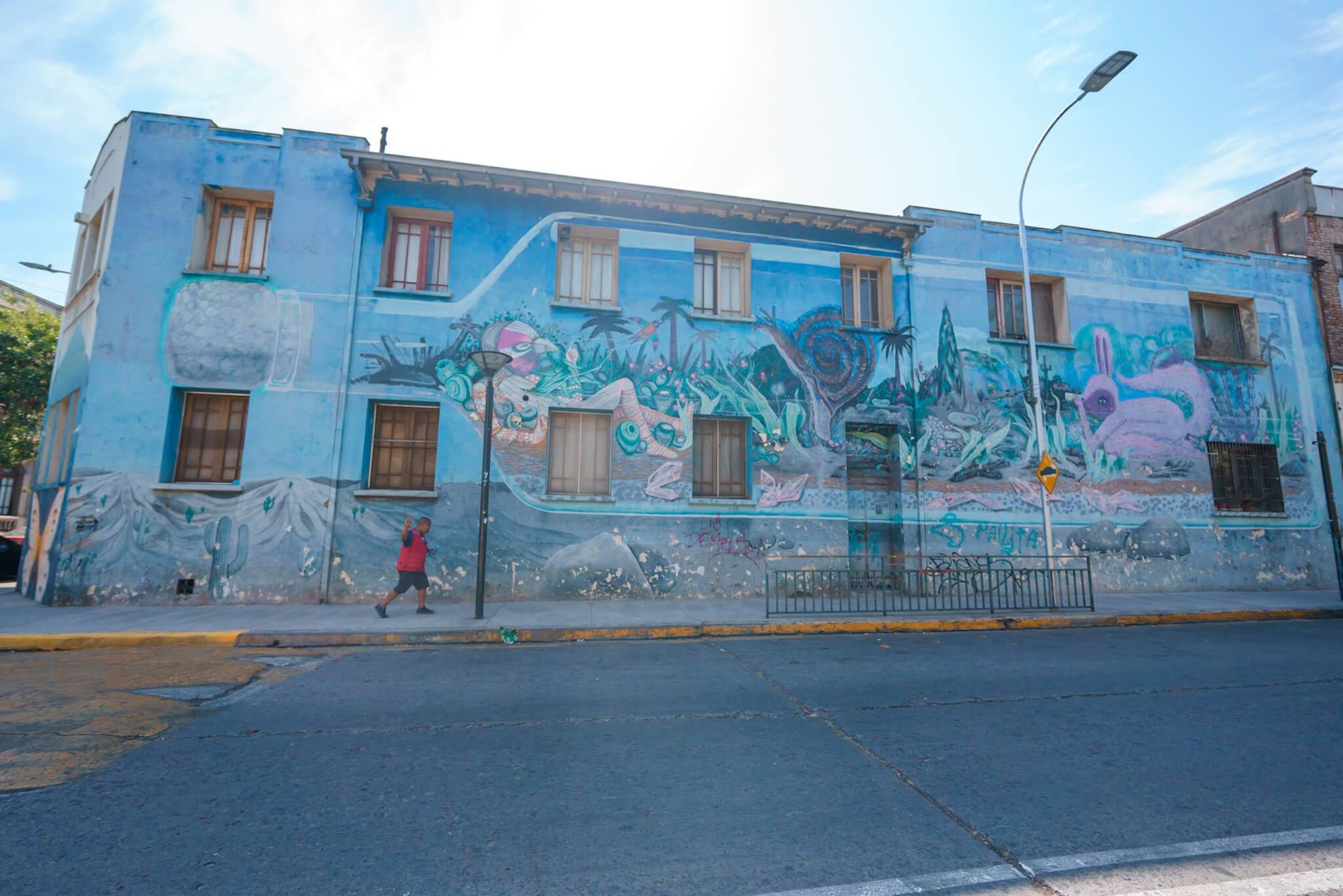 mural in Yungay, things to do in Santiago, Chile
