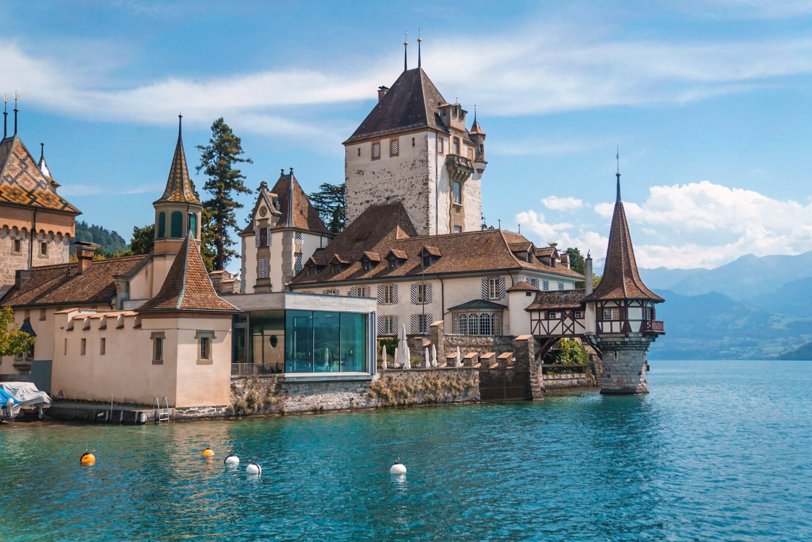 Oberhofen Castle on Lake Thun, good places to go in Switzerland