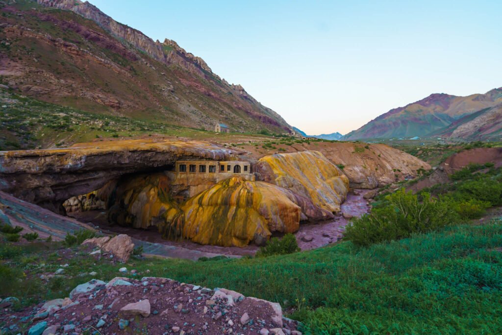 Puente del Inca, things to do in Mendoza, Argentina