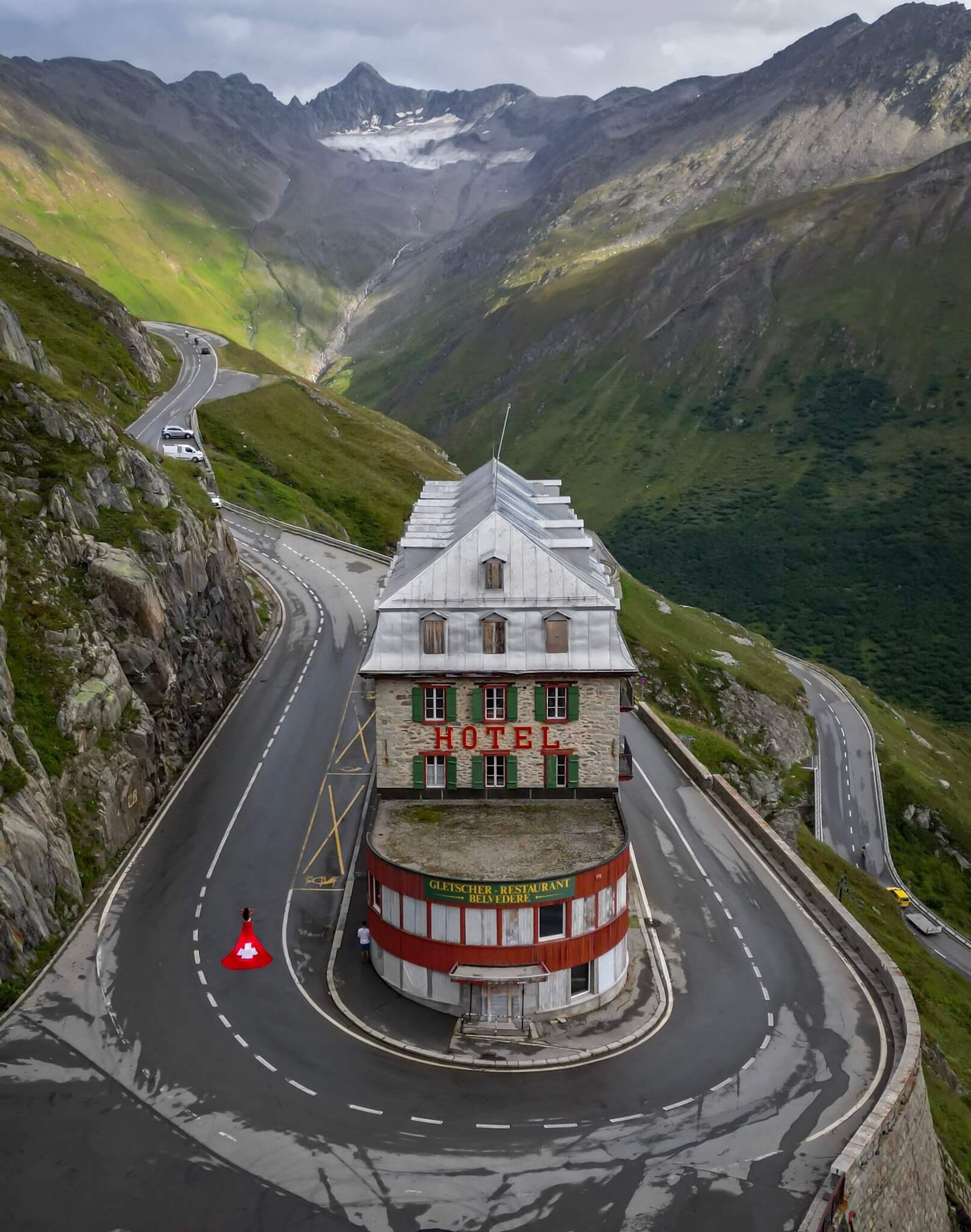 abandonded hotel in Switzerland