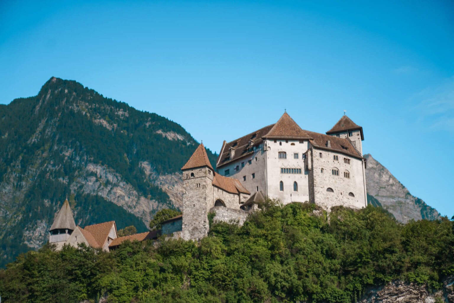 The Top 10 Things to Do While Visiting Liechtenstein - Scratch your mapa