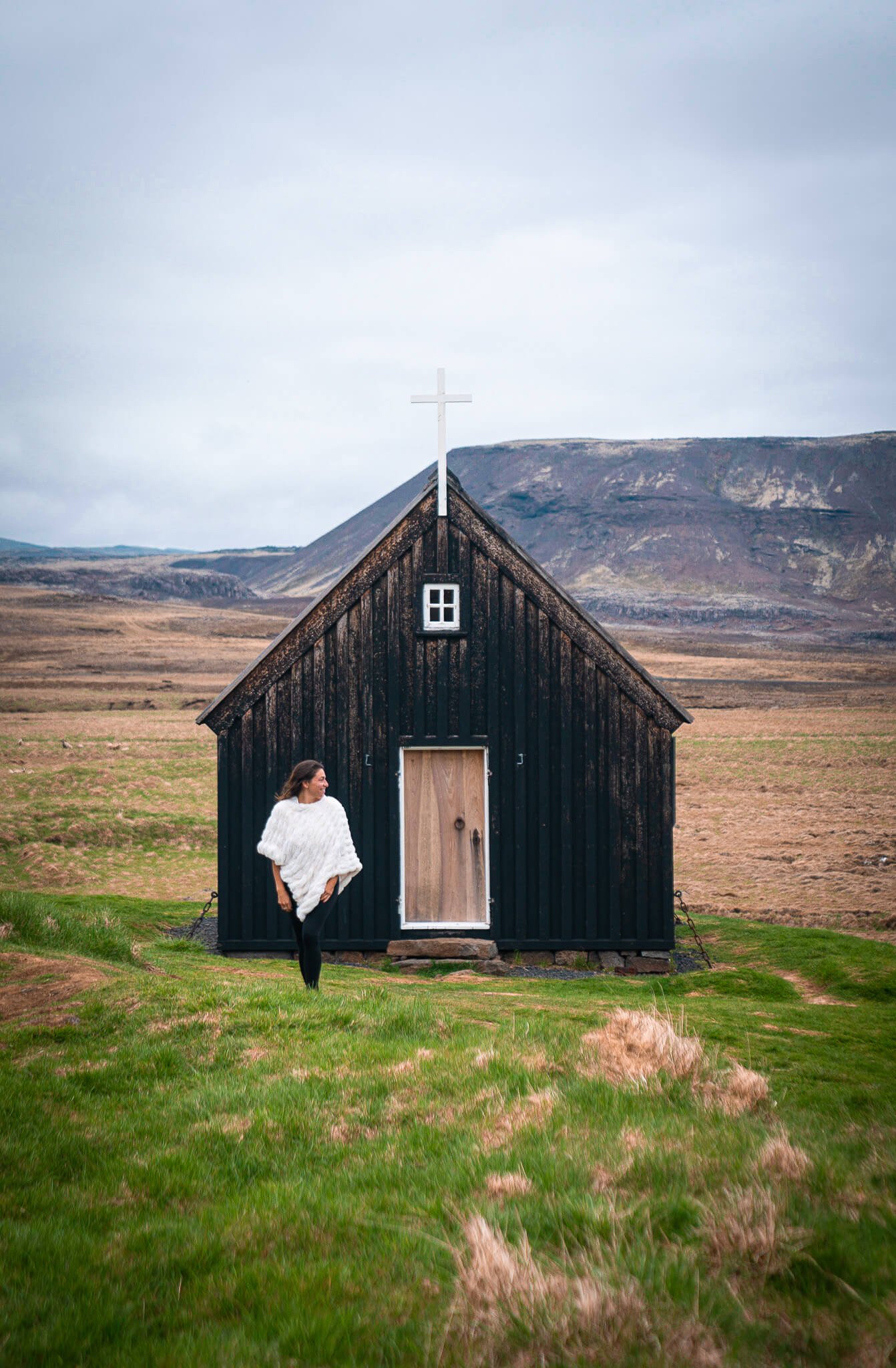 black church, reykjanes, Iceland Instagram spots