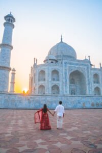 Read more about the article The Ultimate Guide to Visiting the Taj Mahal in 2024