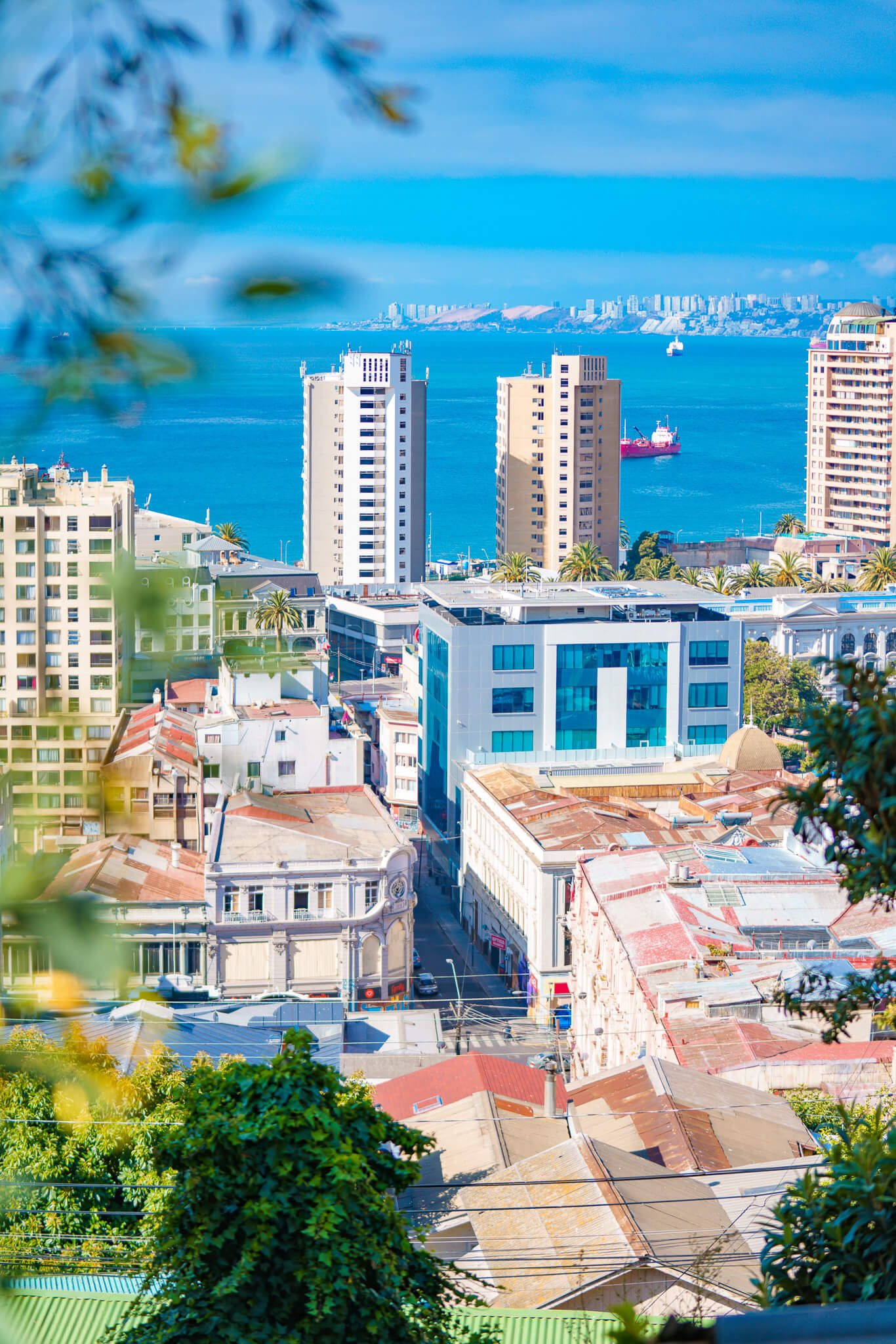 is Valparaiso worth visiting