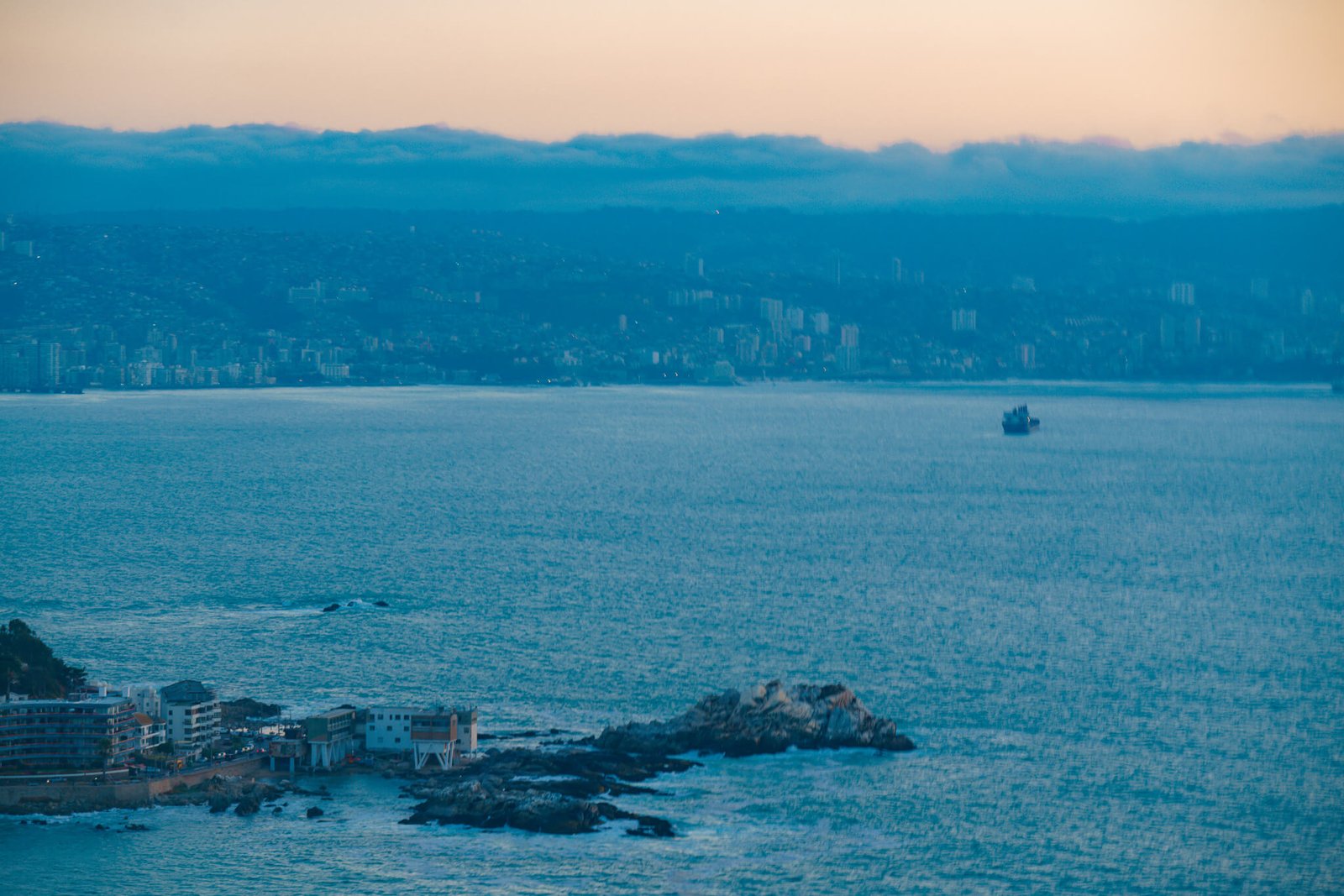 getting around Valparaiso, Chile