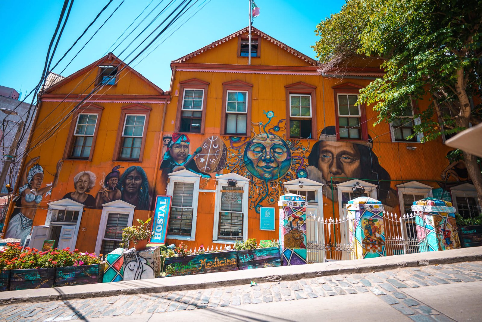 is Valparaiso worth visiting