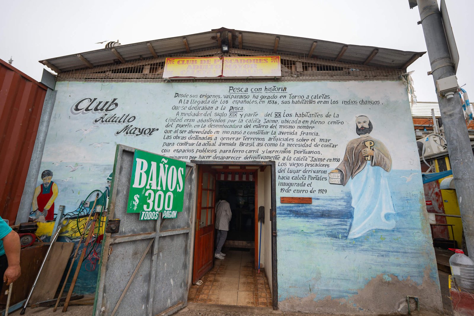 fish market, things to do in Valparaiso